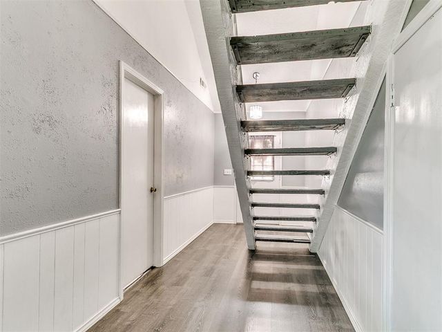 216 S Morgan Drive, Moore, OK 73160
