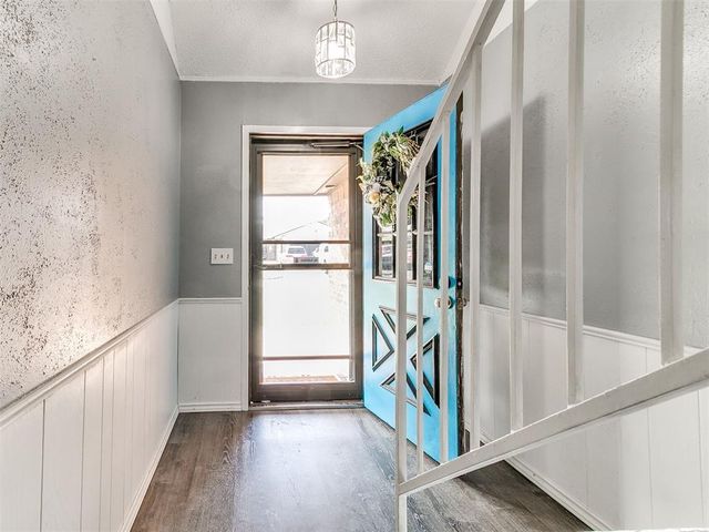 216 S Morgan Drive, Moore, OK 73160