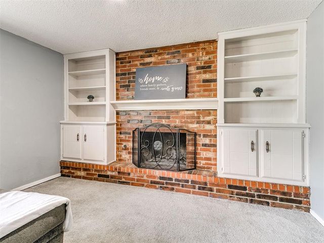 216 S Morgan Drive, Moore, OK 73160
