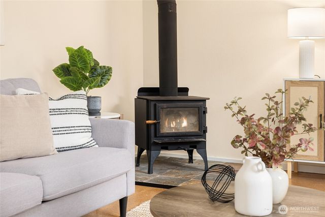 5808 NE Foster Road, Bainbridge Island, WA 98110