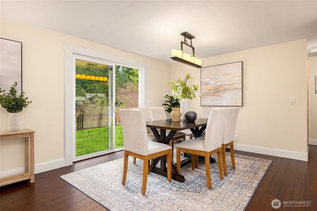 5808 NE Foster Road, Bainbridge Island, WA 98110