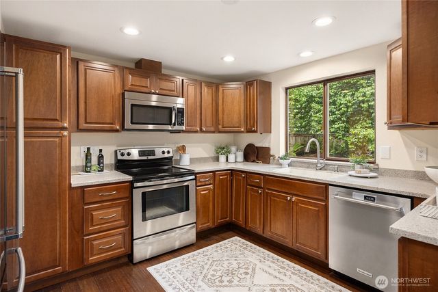 5808 NE Foster Road, Bainbridge Island, WA 98110