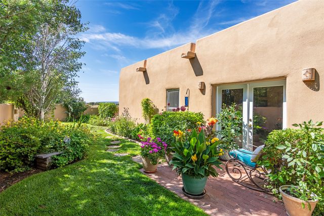 42 Private Drive 1613B, Medanales, NM 87548