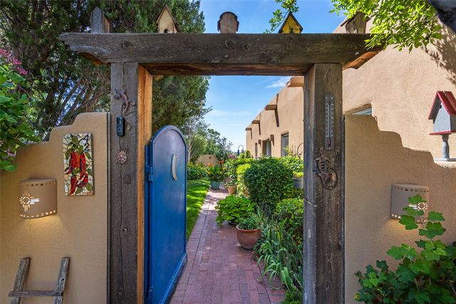 42 Private Drive 1613B, Medanales, NM 87548