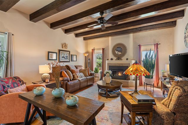 42 Private Drive 1613B, Medanales, NM 87548