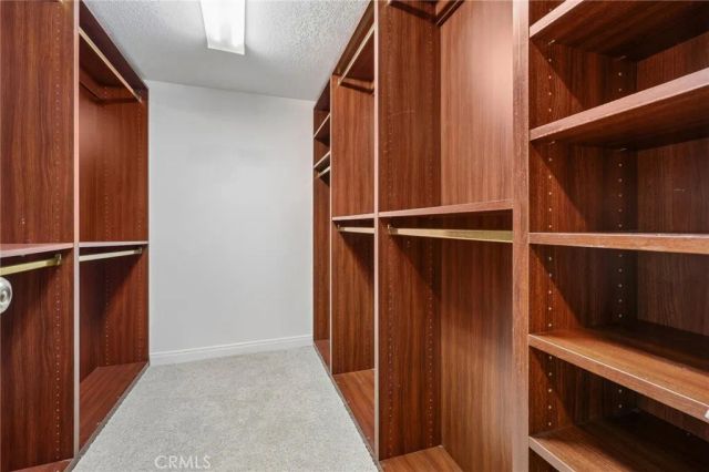 21650 Burbank Blvd. 206, Woodland Hills, CA 91367