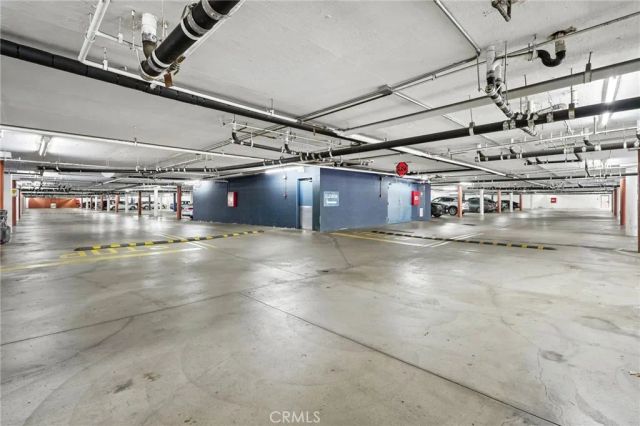 21650 Burbank Blvd. 206, Woodland Hills, CA 91367