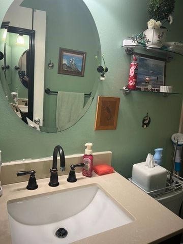 25 Lake Vista Trail 106, Port Saint Lucie, FL 34952