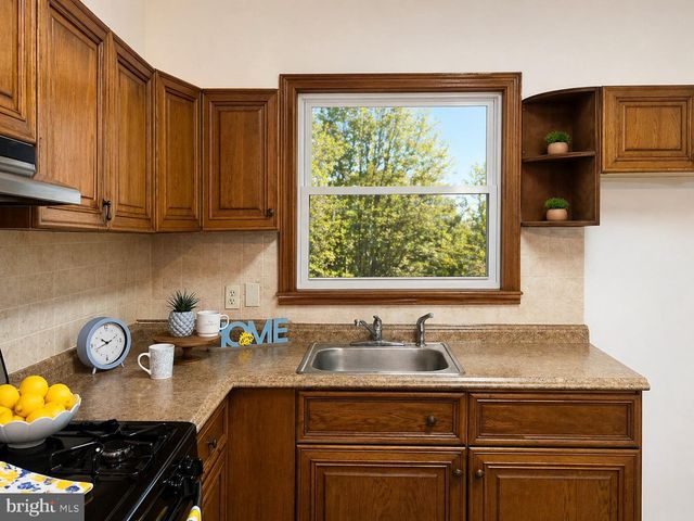 2970 ARAMINGO AVE, Philadelphia, PA 19134