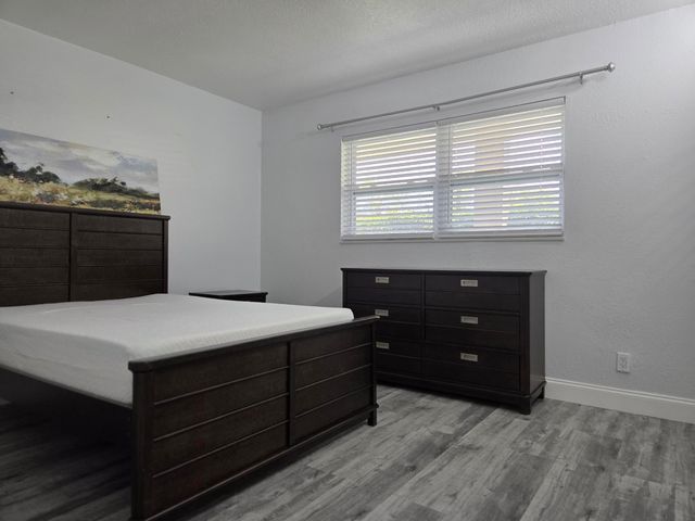 3905 N Nob Hill Road Apt 110, Sunrise, FL 33351