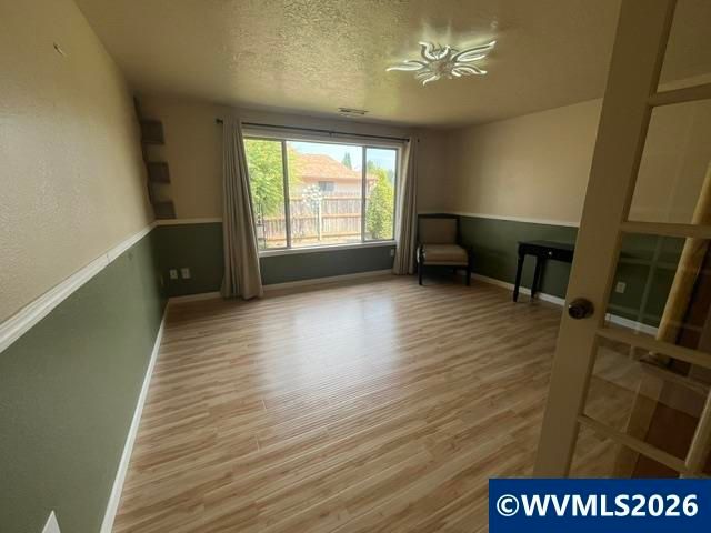 4727 NE San Francisco Dr, Salem, OR 97305