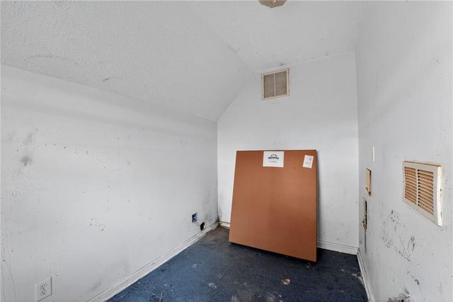 106 Valley Road, Stockbridge, GA 30281