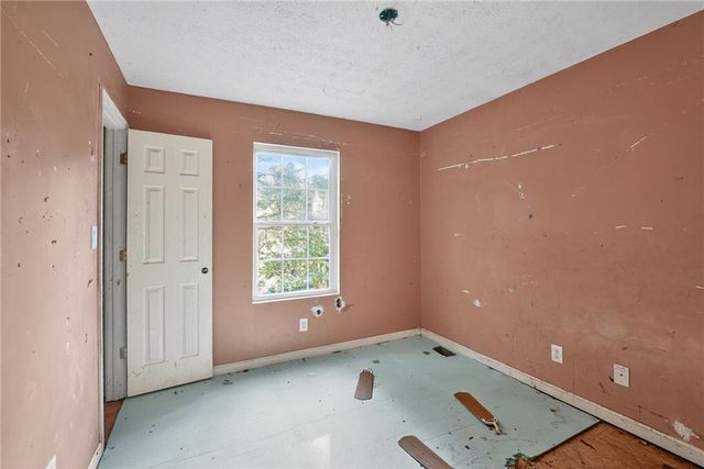 106 Valley Road, Stockbridge, GA 30281