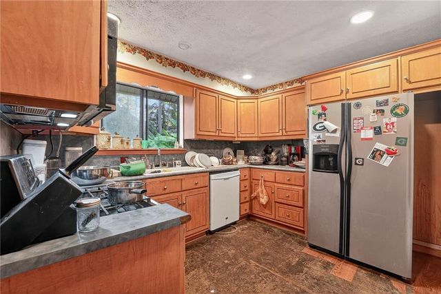 106 Valley Road, Stockbridge, GA 30281