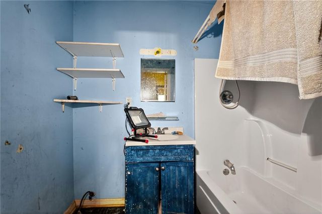 106 Valley Road, Stockbridge, GA 30281