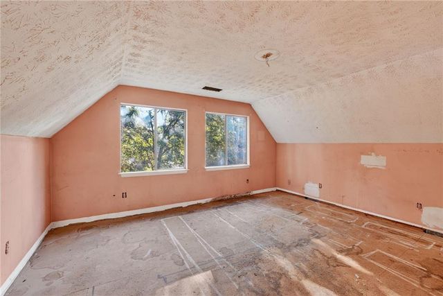 106 Valley Road, Stockbridge, GA 30281