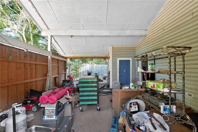 106 Valley Road, Stockbridge, GA 30281