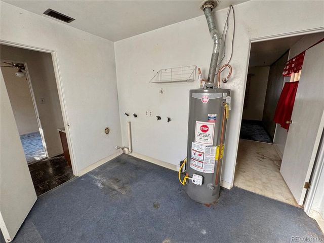 9371 Nagel Dr, Denver, CO 80229