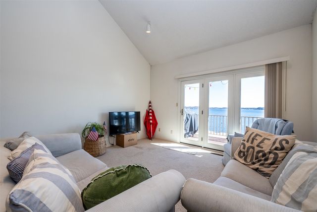 5251 Paw Paw Lake Road 16, Coloma, MI 49038