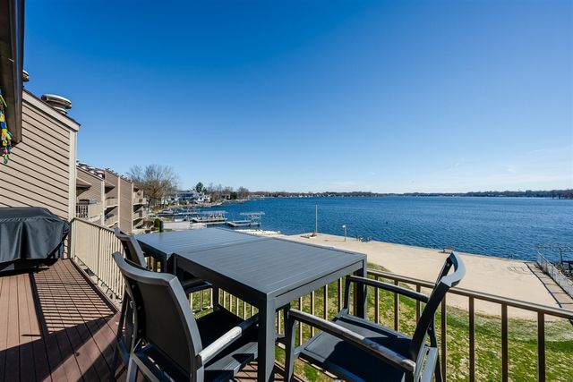 5251 Paw Paw Lake Road 16, Coloma, MI 49038