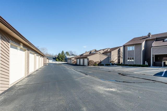 5251 Paw Paw Lake Road 16, Coloma, MI 49038