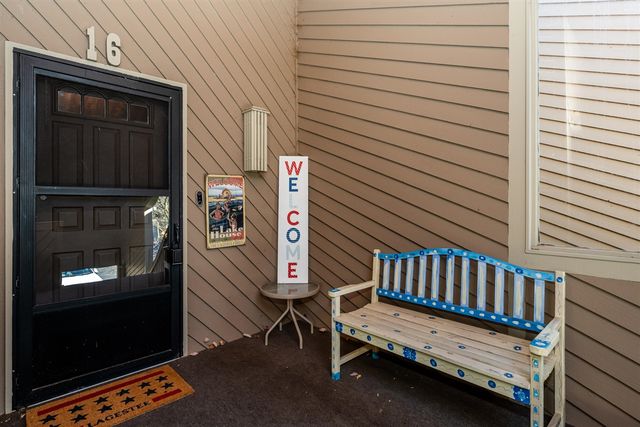 5251 Paw Paw Lake Road 16, Coloma, MI 49038