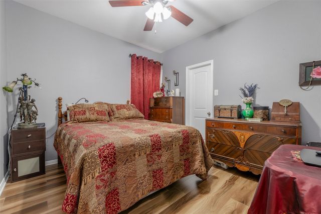 618 Kirkham Lane, League City, TX 77573