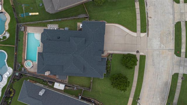618 Kirkham Lane, League City, TX 77573
