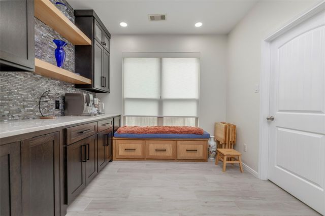 618 Kirkham Lane, League City, TX 77573