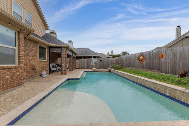 618 Kirkham Lane, League City, TX 77573