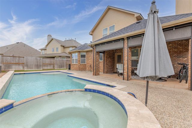 618 Kirkham Lane, League City, TX 77573