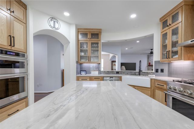 618 Kirkham Lane, League City, TX 77573