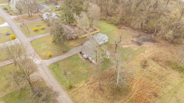 435 CEDAR CV, Savannah, TN 38372