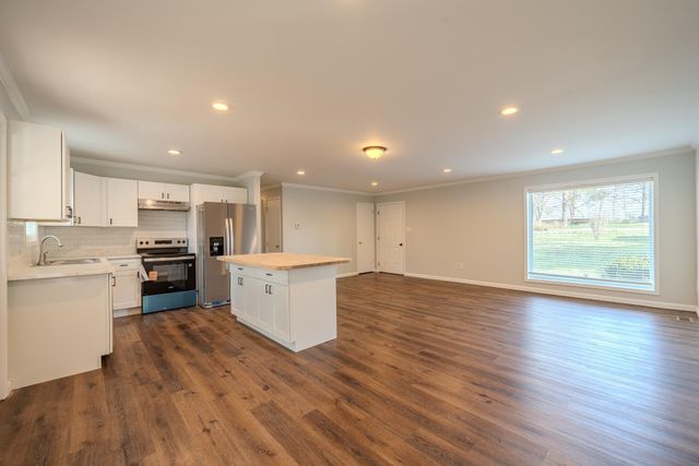 435 CEDAR CV, Savannah, TN 38372