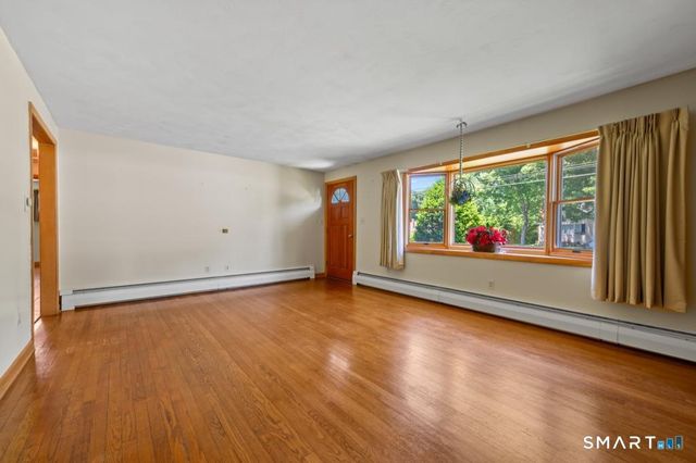 103 Debra Lane, Bristol, CT 06010