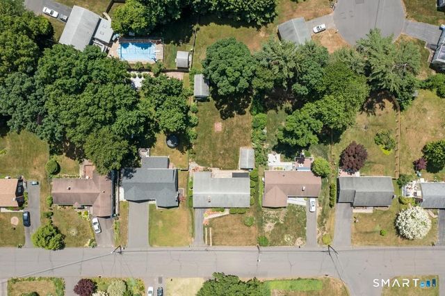 103 Debra Lane, Bristol, CT 06010