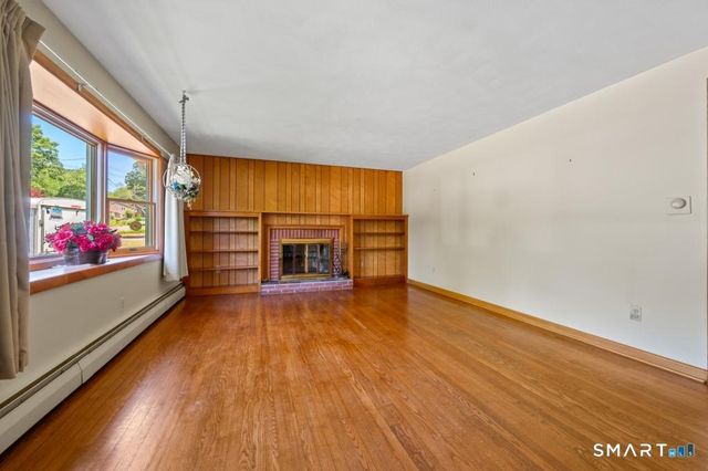 103 Debra Lane, Bristol, CT 06010