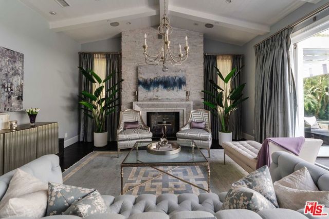 356 E Rustic Road, Santa Monica, CA 90402