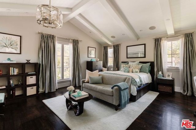 356 E Rustic Road, Santa Monica, CA 90402