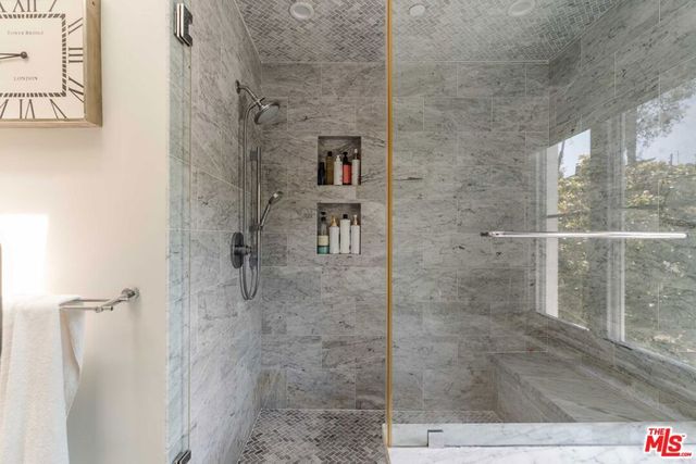 356 E Rustic Road, Santa Monica, CA 90402