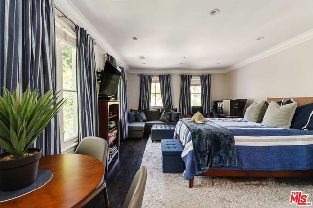 356 E Rustic Road, Santa Monica, CA 90402