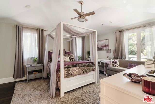356 E Rustic Road, Santa Monica, CA 90402
