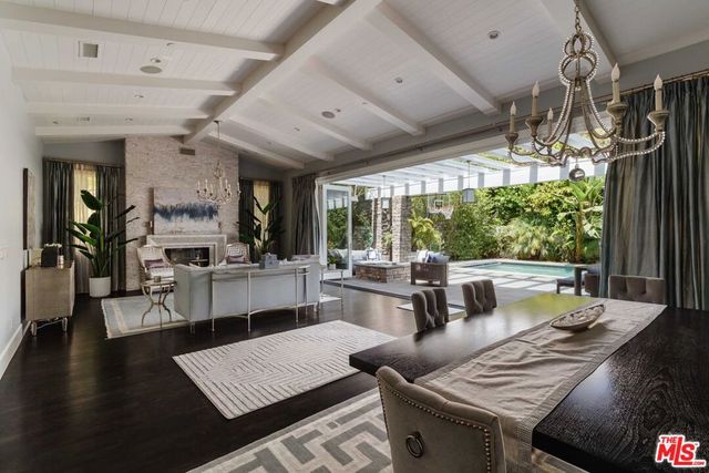 356 E Rustic Road, Santa Monica, CA 90402