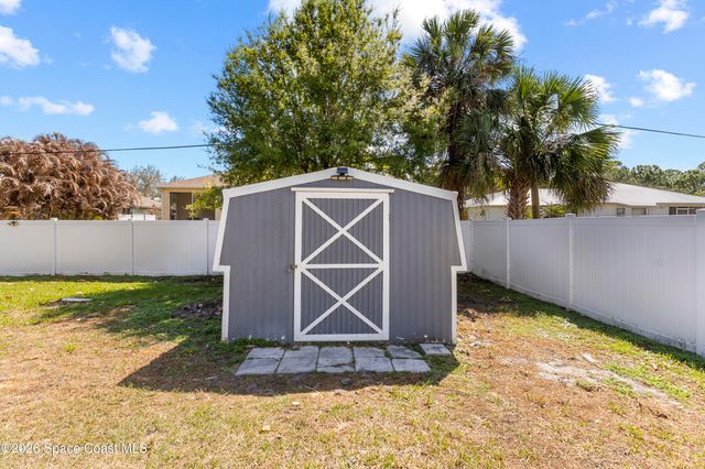 766 Tuxedo Terrace, Sebastian, FL 32958