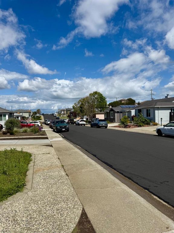 Image 6 of property listing at 226 Manor Drive, South San Francisco, CA 94080