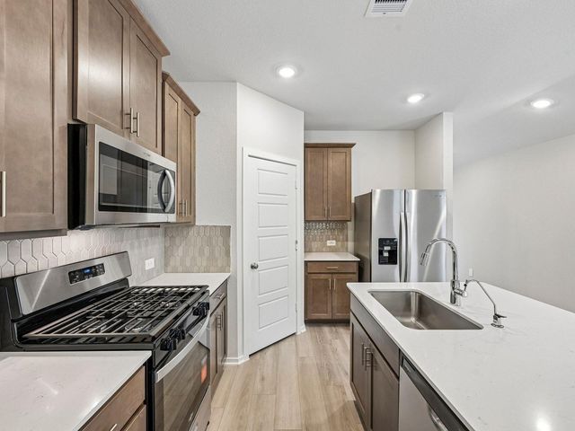 383 Sunrise Ranch Drive, Conroe, TX 77316