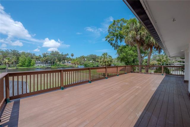 6108 OAK RIDGE AVENUE, New Port Richey, FL 34653