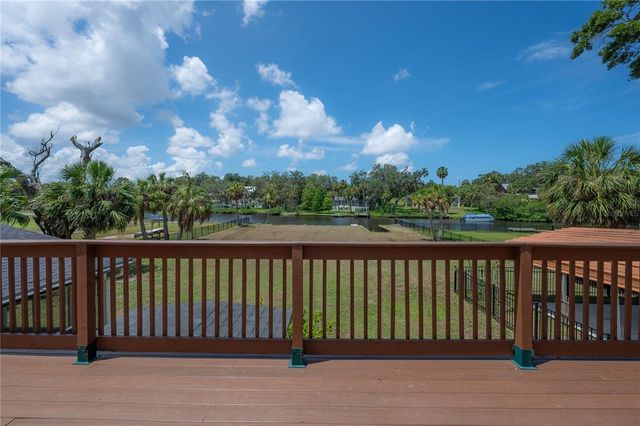 6108 OAK RIDGE AVENUE, New Port Richey, FL 34653