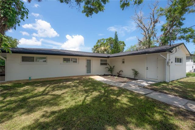 6108 OAK RIDGE AVENUE, New Port Richey, FL 34653