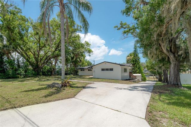 6108 OAK RIDGE AVENUE, New Port Richey, FL 34653